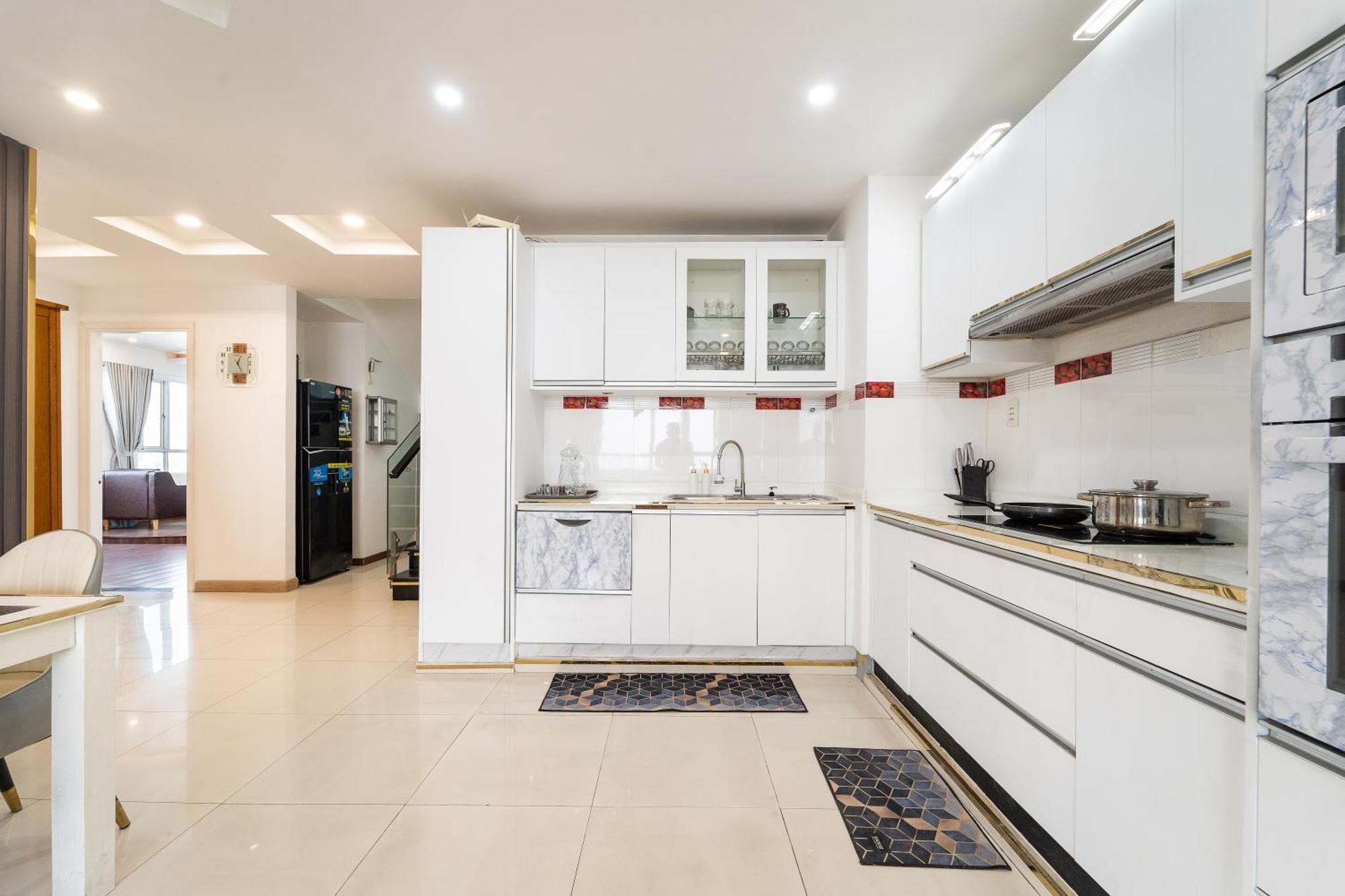 White Penthouse-rooftop Pool Private -central Căn hộ TP. Hồ Chí Minh