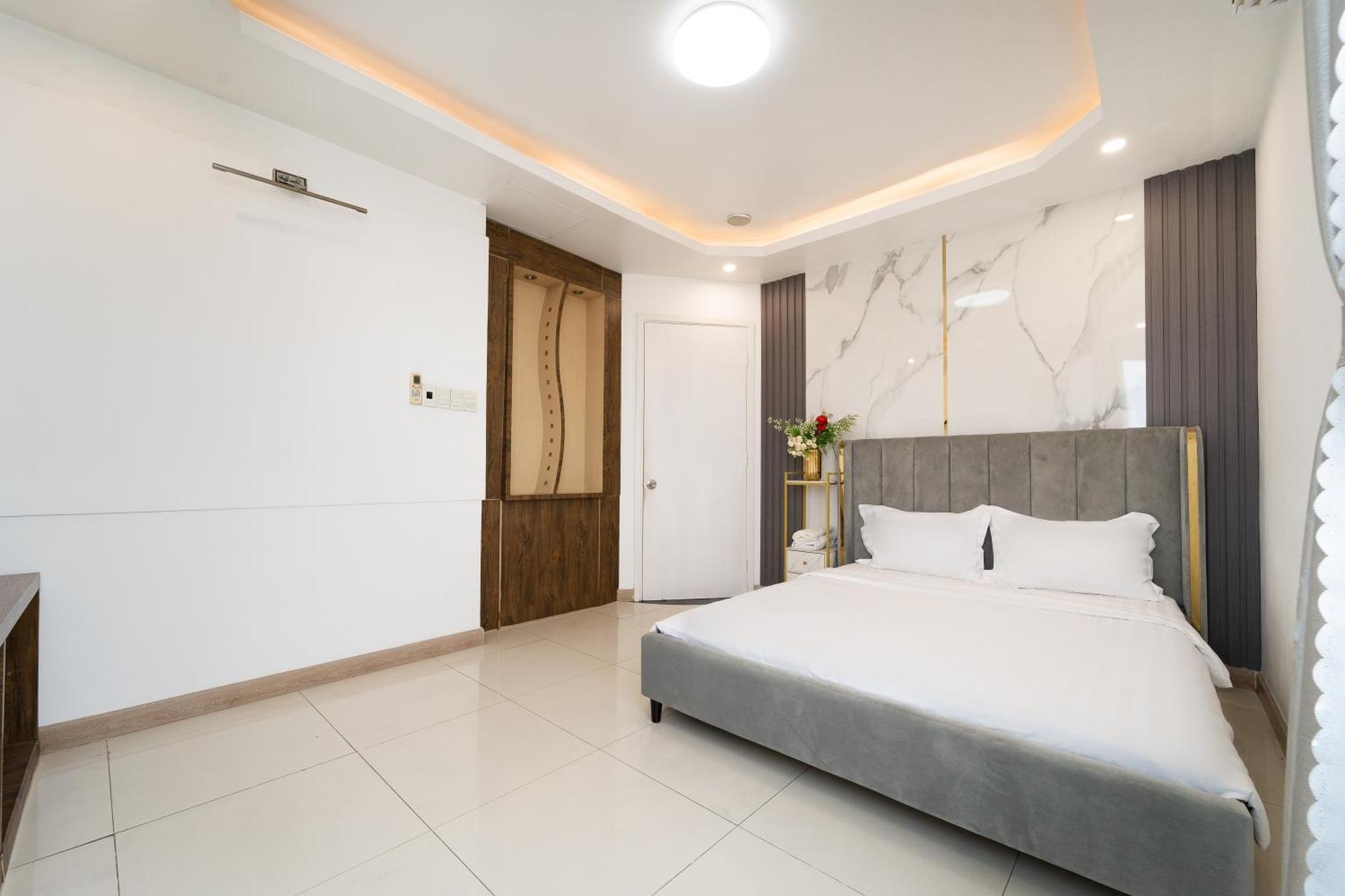 Căn hộ White Penthouse-rooftop Pool Private -central